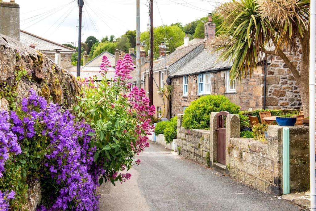 Abbey Cottage, Close To Mousehole Harbour Exterior photo