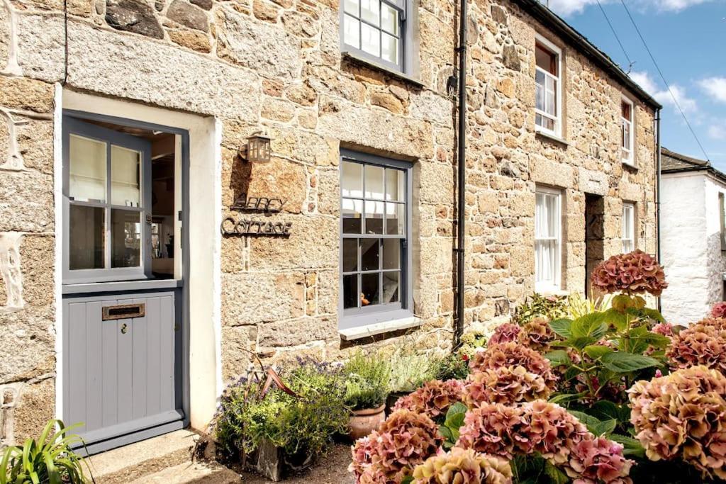 Abbey Cottage, Close To Mousehole Harbour Exterior photo